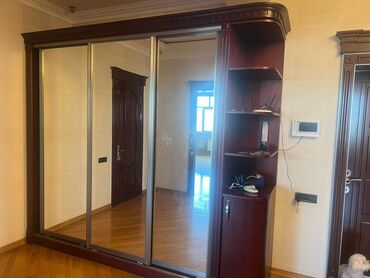 Kupe, 3 qapılı Düz dolab, Qarderob, paltar dolabı