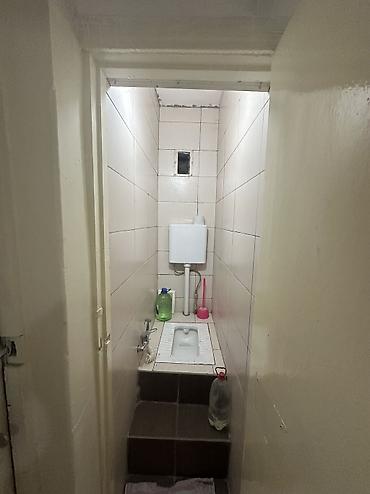 гостиничного типа квартира: 2 комнаты, 50 м², Хрущевка, 2 этаж, Старый ремонт — 7