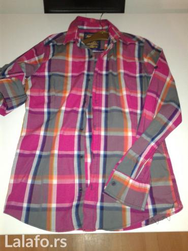 red burberry shirts: Kosulja, velicina M