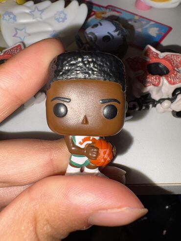 Oyuncaqlar: Yumurta 3.10 Oyuncaqlar 3 Çatdırılma yoxdu Elimlər inşaatçılardan — 4