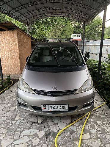 200: Toyota Previa: 2004 г., 2 л, Механика, Дизель, Минивэн — 3