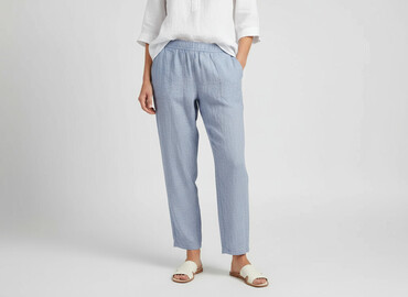 spodnie dresowe peak performance: Material trousers for women, size S