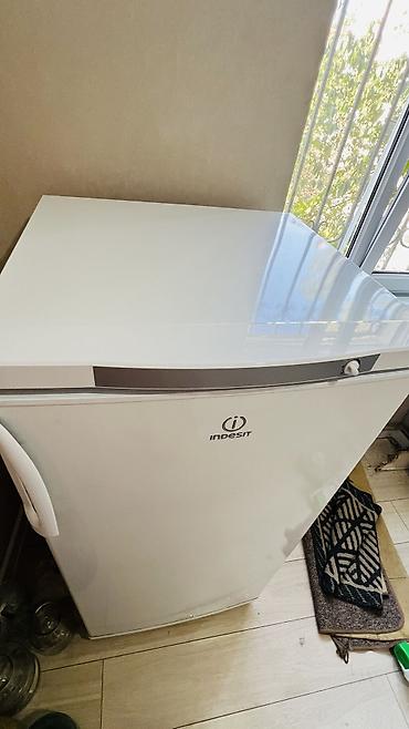indesit: Однокамерный холодильник Indesit (компактный, без морозильной камеры — 8