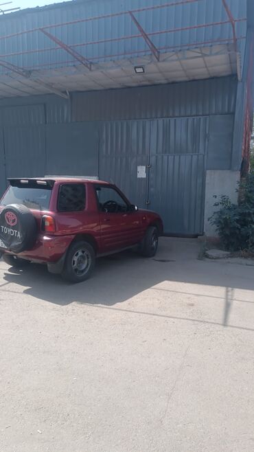 продажа авто в бишкеке срочно: Toyota RAV4: 1995 г., 2 л, Автомат, Бензин, Внедорожник