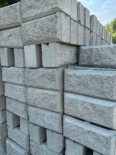 Пескоблок: Пескоблок Блок (15) 15х20х40 Блок (20) 20х20х40 Цемент+песок+отсев — 19