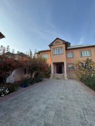 дом в аренду каракол: Сдается на долгий срок резиденция шикарный особняк, есть все