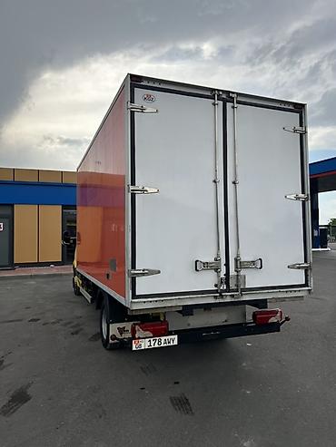 фикс арзан: Рефрижераторный фургон Mercedes-Benz Sprinter (кабина желтая — 2
