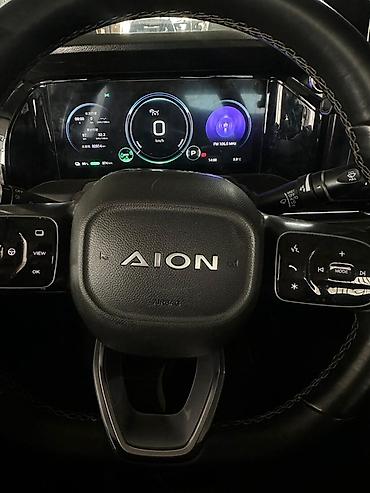 GAC: Электромобиль Aion S Plus (седан) - Кузов: 4‑дверный седан с — 8