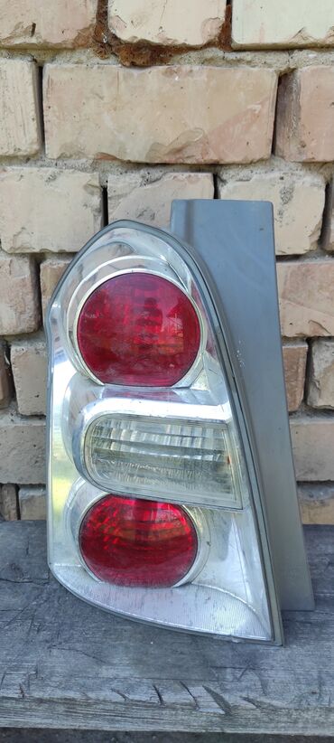 освещение на авто: Задний левый стоп-сигнал Toyota 2005 г., Б/у, Оригинал, Япония