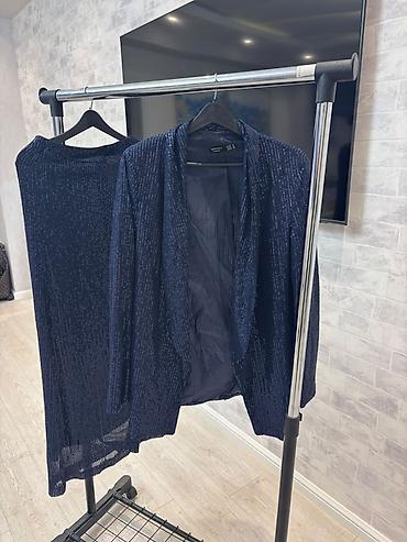 Tünd göy rəngli dəst – paltar və jaket - Parıltılı, mikro-payet at lalafo.az — 2 Tünd göy rəngli dəst – paltar və jaket - Parıltılı, mikro-payet — 2