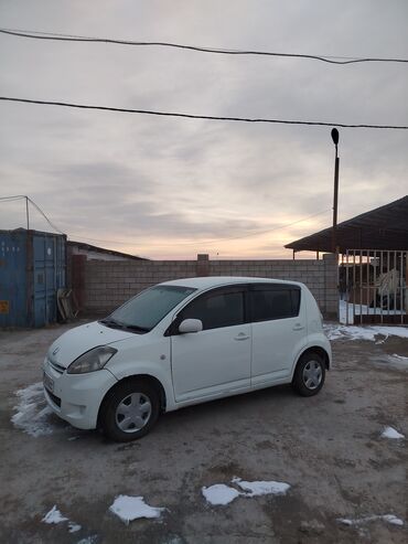 бар матиз: Toyota Passo: 2004 г., 1.3 л, Автомат, Бензин, Седан