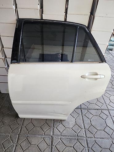 Эшиктер жана комплектөөчүлөр: Эшик Арткы сол Toyota, Колдонулган, Оригинал — 1