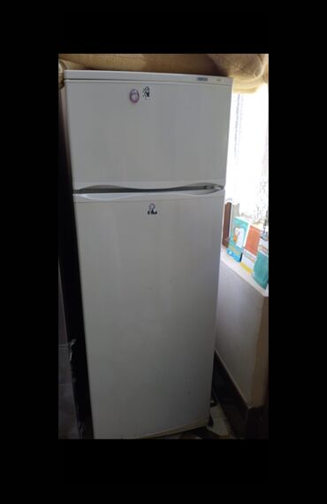 xaladenik: Б/у 2 двери Холодильник Продажа, цвет - Белый, Встраиваемый