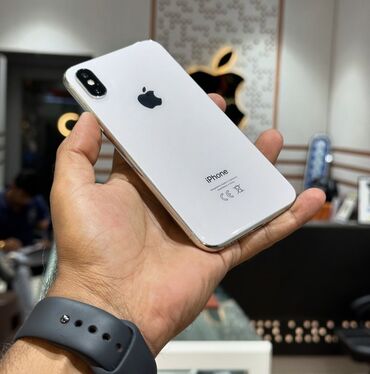 Apple iPhone: IPhone X, 64 GB, Ağ, Zəmanət, Simsiz şarj, Face ID