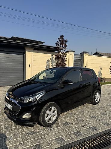 Chevrolet Spark: 2019 г., 1 л, Автомат, Бензин, Хэтчбэк