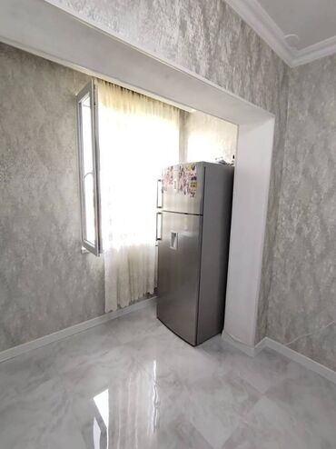 Köhnə tikili: Bakı, Bakıxanov qəs., 4 otaqlı, Köhnə tikili, m. Neftçilər, 120 kv. m — 6