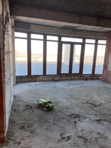 Yeni tikili: Bakıxanov Razinde TERRAS park yaşayış kompleksi 24/18 i 275 kv, 4 — 6