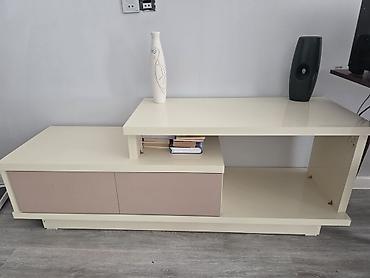 Ev və bağ: Mebel dəsti – oturma otağı üçün 1) Dairəvi pouf/oturacaq 25man. - — 3