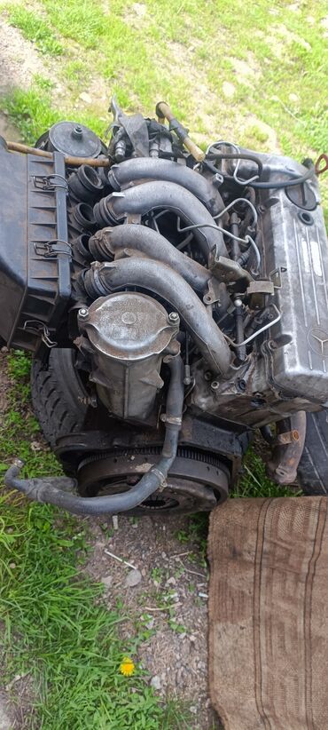 продам авенсис: Mercedes-Benz W124: 1991 г., 2 л, Механика, Дизель, Седан