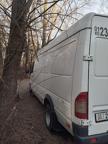 бампер 210: Легкий грузовик, Mercedes-Benz, Стандарт, 3 т, Б/у — 3