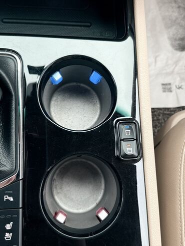 Kia: Kia Carnival: 2019 г., 2.2 л, Автомат, Дизель, Минивэн — 12