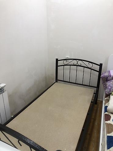 kombi boru: Metall çarpayı karkası – tək nəfərlik - Material: möhkəm qara metal — 2
