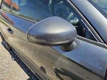 ajkula auto: AUDI A1 DELOVI RETROVIZOR LEVI I DESNI | Audi vw delovi zemun — 1