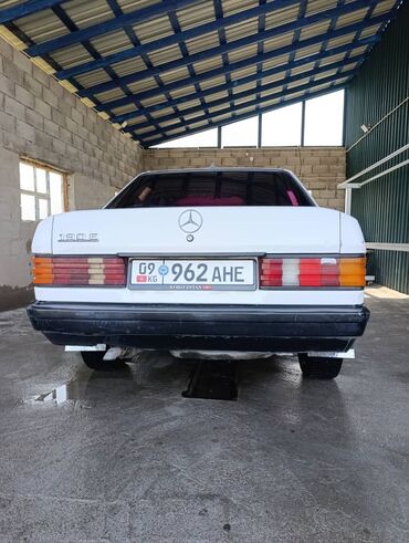 Mercedes-Benz: Mercedes-Benz 190: 1988 г., Механика, Бензин, Седан