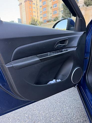 Chevrolet: Avtomobil cruze 1.8 rəsmi servis avtomobilidi yəni azərbaycandan — 23