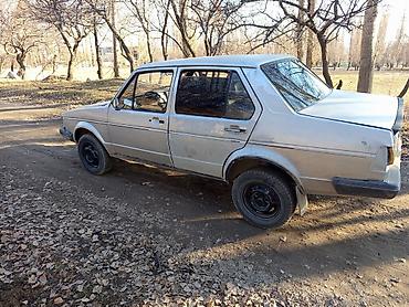 авто вит: Volkswagen Jetta: 1988 г., Седан — 6