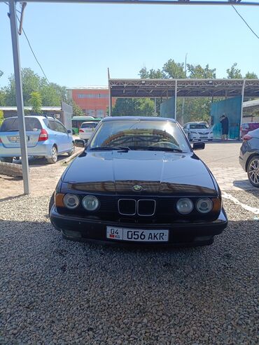 машина бнв: BMW 5 series: 1993 г., 2.5 л, Механика, Бензин, Седан