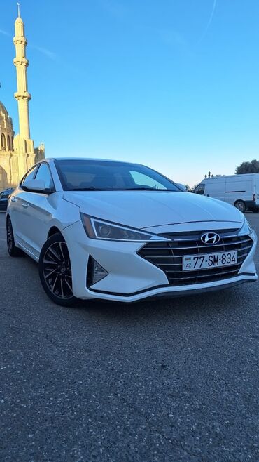 hyundai avtobuslar: Hyundai Elantra: 2 l | 2019 il Sedan