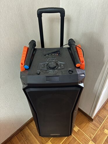 flashkart: Hoffman Tornado modeli hec bir problemi yoxdu ses efekti superdi bina