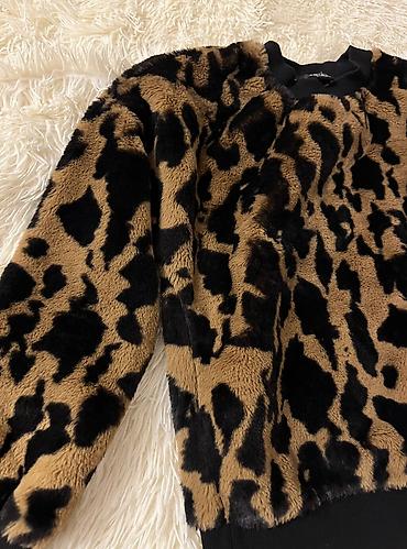 Sviterlər: Leopar naxışlı isti köynək/sviter - Brend: Amisu (etiketdə — 2