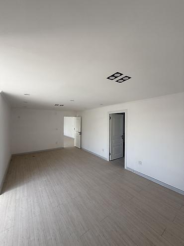 Продажа коттеджей и домов: 🏡 Продается дом 📐 Участок - 8,3 соток 🌳 На участке 3 постройки: - — 12