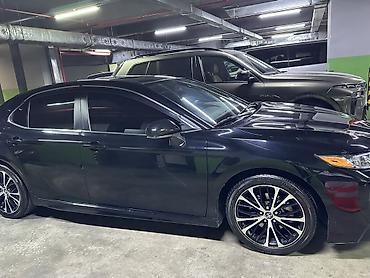 Toyota: Toyota Camry: 2018 г., 2.5 л, Автомат, Бензин, Седан — 2