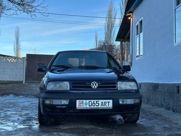 Volkswagen: Volkswagen Vento: 1994 г., 1.8 л, Механика, Бензин, Седан — 10
