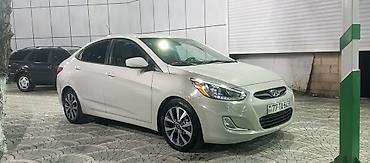 ford focus hatchback: Hyundai Accent: 1.6 l | 2015 il Sedan — 6
