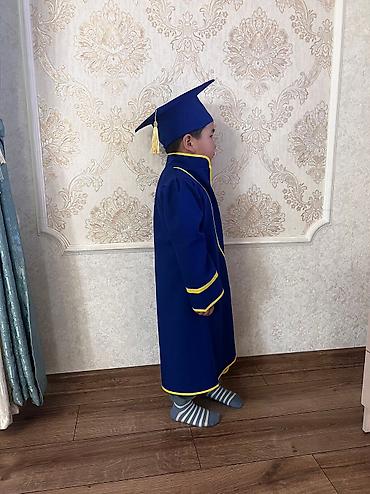 Прокат детских карнавальных костюмов: Сдаются мантии на Выпускной для садика, для школы первого класса, для — 4