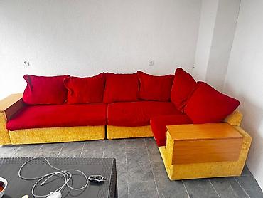 islenmis divan: Kunc divan normal veziyyetde yastiqlari goturende carpayi olur 130 azn — 3
