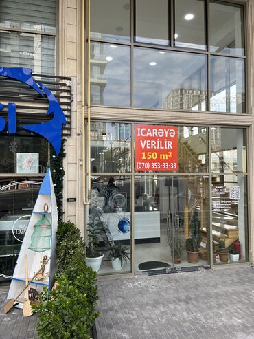 Mağazalar: Səməd Vurğun küçəsində, Təzə Bazarın yanında, vitrinləri Səməd Vurğun -da lalafo.az — 3 Mağazalar: Səməd Vurğun küçəsində, Təzə Bazarın yanında, vitrinləri Səməd Vurğun — 3