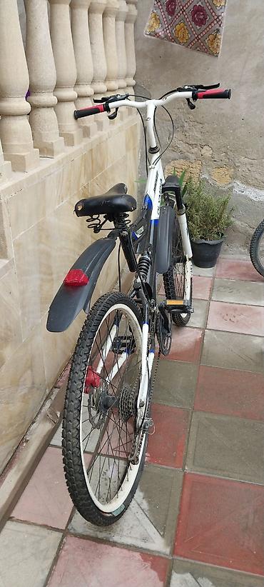 top.az velosiped: İşlənmiş Şəhər velosipedi 26", sürətlərin sayı: 7, Ünvandan götürmə — 6