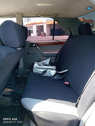 mercedes 180 b: Mercedes-Benz E 230: 2.3 l | Sedan — 6