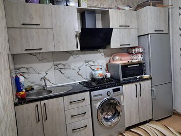 Həyət evləri və villaların satışı: 2 otaqlı, 45 kv. m, Yeni təmirli — 24