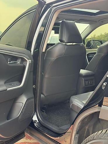 Toyota: Toyota RAV4: 2019 г., Гибрид, Кроссовер — 15