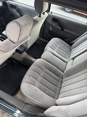 радиальный: Volkswagen Passat Variant: 1989 г., 1.8 л, Механика, Бензин, Универсал — 7