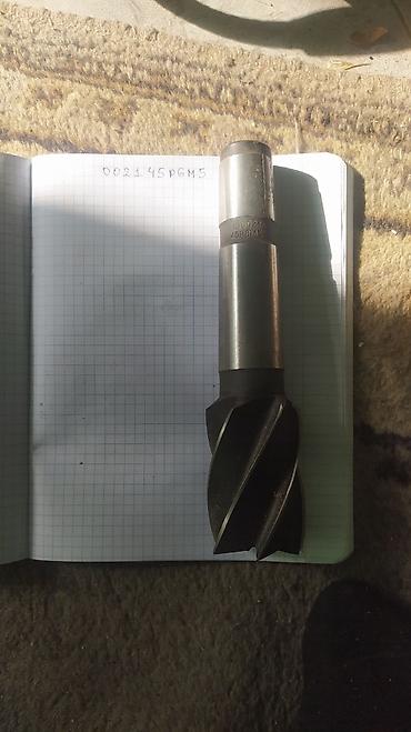 Наборы инструментов: ФРЕЗЫ Концевые и ФРЕЗЫ отрезные. Фрезы имеют различные формы и — 10