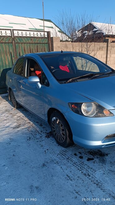 такси фит: Honda Fit Aria: 2003 г., 1.5 л, Автомат, Бензин, Седан