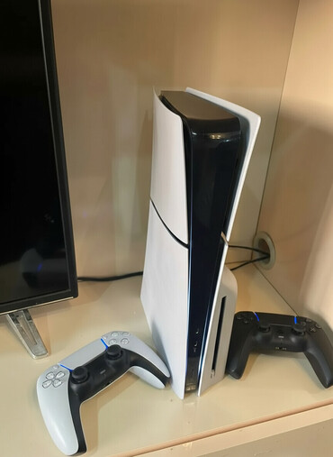 PS5 (Sony PlayStation 5): PlayStation 5 (PS5) – 1 TB yaddaşlı Diskli versiya Xüsusiyyətlər: - — 1
