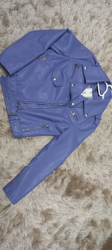 Kurtkalar: Deri Godekce Tezedir Etiketi uzerindedir. Hec geyinilmeyib Razmer S. M — 8